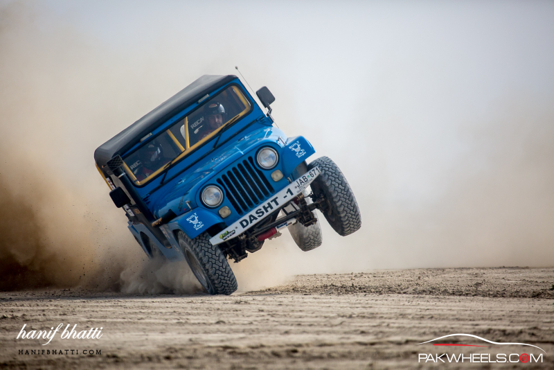 Illustration for article titled Saving A 4x4 From Flipping And Why You Should Lose The Camera Too